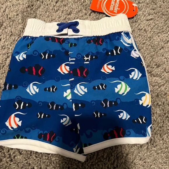 Wonder nation swim trunks - Picture 1 of 3